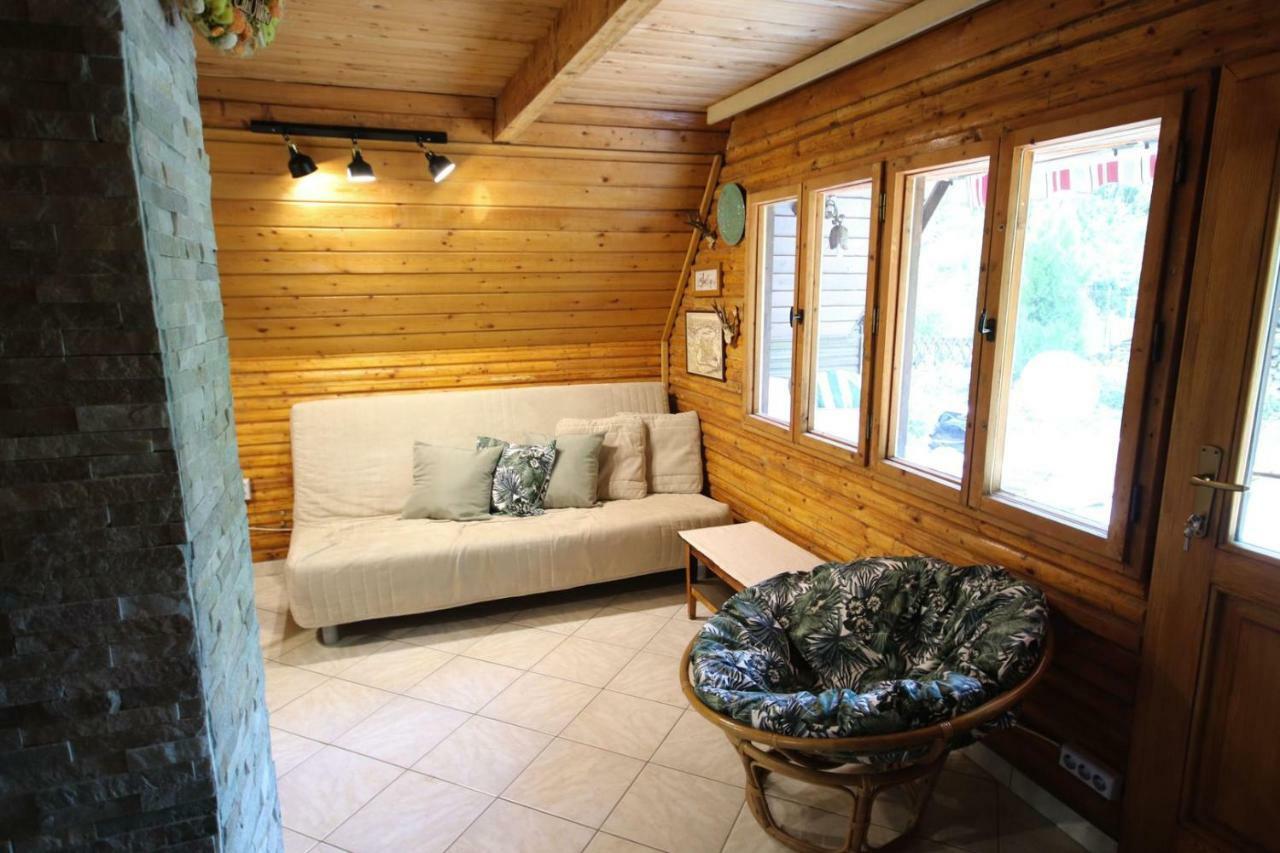 Erdo Kapitanya Vendeghaz Villa Tata Exterior photo